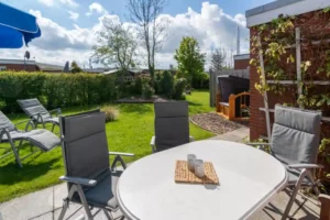 Ferienhaus Deichgraf in Dornumersiel Garten